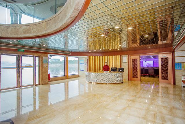 高峽平湖5號遊船大廳1