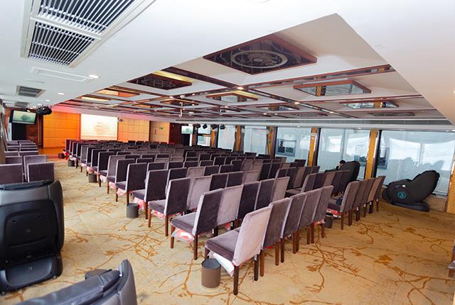 高峽平湖5號遊船會議室