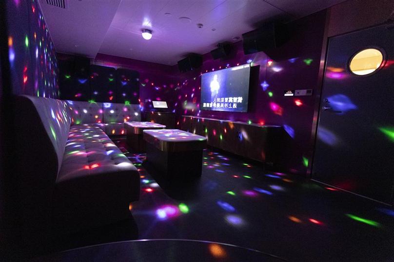 Yangtze No.3 Cruise-KTV