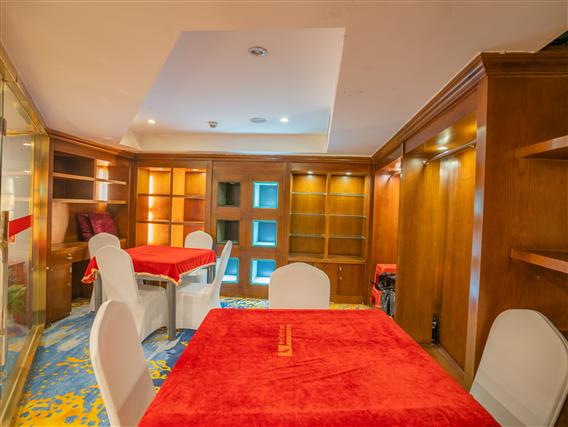 Royal Starlight Cruise-chess and card room