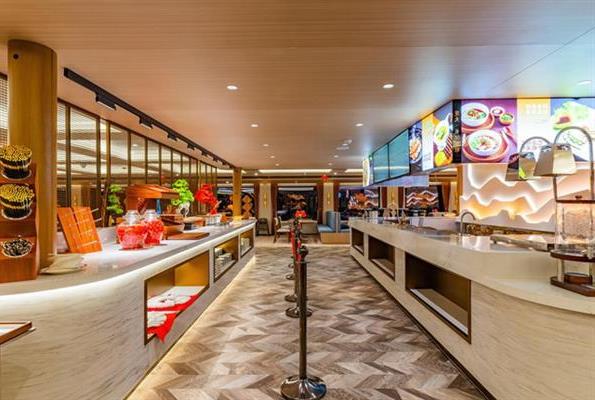 長江如歌號遊輪自助餐廳